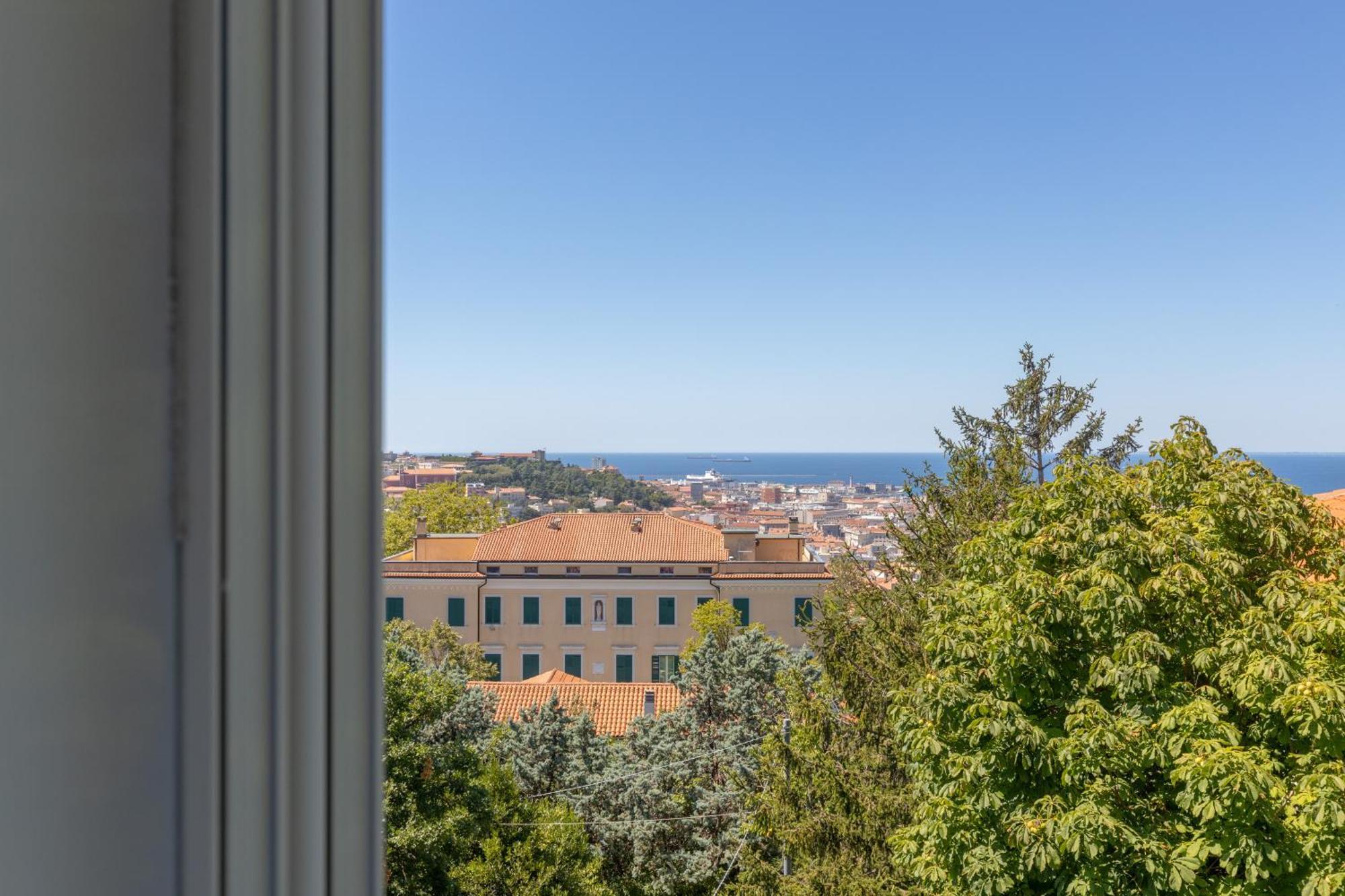 Vistasanlu Lägenhet Trieste Exteriör bild